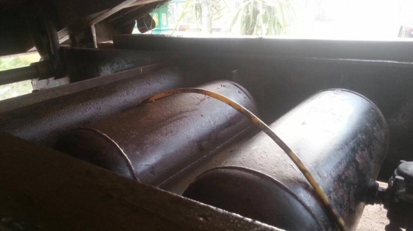 หางลูกพวง 2 คานดั้มของ FT สภาพดี พร้อมใช้ ยาว 6 ม.(บรรทุกข้าวเปลือก)