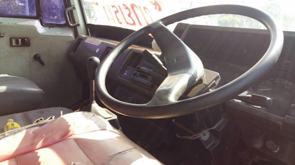 หกล้อ อีซูซุ FTR165ช่วงยาว6.20ม สภาพเดิมๆแคชชีสวยกริ๊ปพร้อมใช้งาน ทะเบียนพร้อมโอน หกล้อ อีซูซุ FTR165ช่วงยาว6.20ม สภาพเดิมๆแคชชีสวยกริ๊ปพร้อมใช้งาน ทะเบียนพร้อมโอน