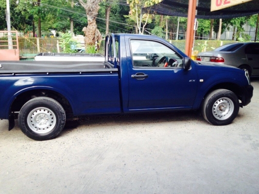 ขายอีซูซุดีแม็กซ์ ปี 04 สีสวยๆ พร้อมใช้ แอร์หนาว 155,000 บาท ติดต่อคุณเอ๋  092-6356419