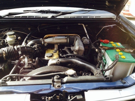 ขายอีซูซุดีแม็กซ์ ปี 04 สีสวยๆ พร้อมใช้ แอร์หนาว 155,000 บาท ติดต่อคุณเอ๋  092-6356419