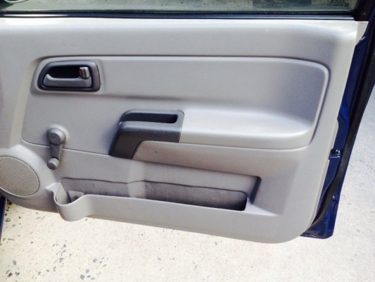 ขายอีซูซุดีแม็กซ์ ปี 04 สีสวยๆ พร้อมใช้ แอร์หนาว 155,000 บาท ติดต่อคุณเอ๋  092-6356419