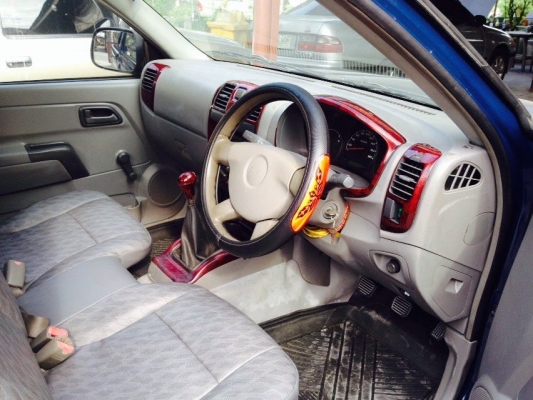 ขายอีซูซุดีแม็กซ์ ปี 04 สีสวยๆ พร้อมใช้ แอร์หนาว 155,000 บาท ติดต่อคุณเอ๋  092-6356419