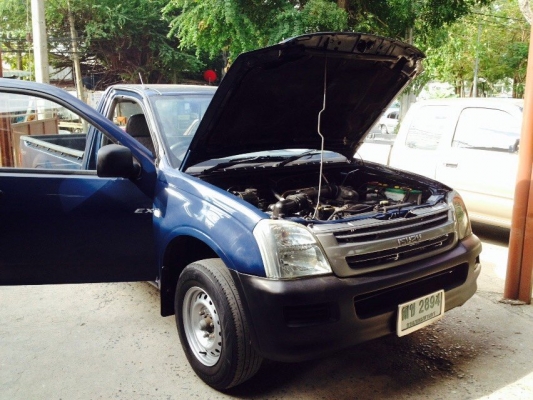 ขายอีซูซุดีแม็กซ์ ปี 04 สีสวยๆ พร้อมใช้ แอร์หนาว 155,000 บาท ติดต่อคุณเอ๋  092-6356419