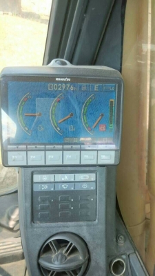 Komatsu pc200-8 เอกสารอินวอย ชั่วโมงแท้ 2,9×× รถไม่ค่อยได้ใช้ จอดนาน สีอาจซีดตามกาลเวลาครับ Komatsu pc200-8 เอกสารอินวอย ชั่วโมงแท้ 2,9×× รถไม่ค่อยได้ใช้ จอดนาน สีอาจซีดตามกาลเวลาครับ