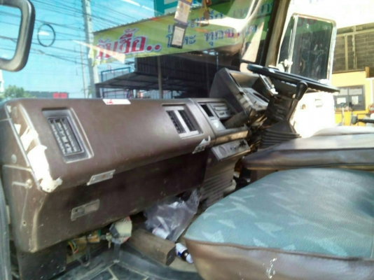 สิบล้อ อีซูซุ FVZ12MY 175 ดั้มสวยๆ สโลส 2เพา สภาพดีสวยบางเดิมทั้งคัน ทะเบียนพร้อมโอน สิบล้อ อีซูซุ FVZ12MY 175 ดั้มสวยๆ สโลส 2เพา สภาพดีสวยบางเดิมทั้งคัน ทะเบียนพร้อมโอน