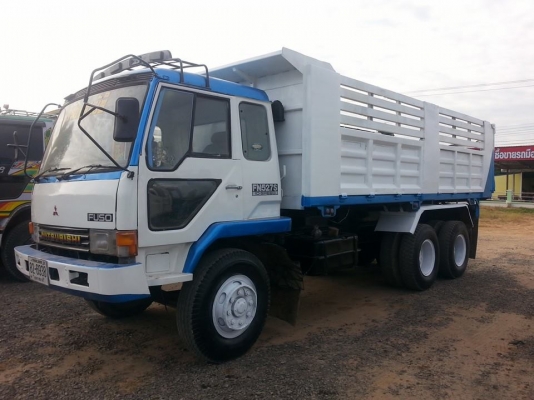 ขาย10ล้อ ดั้ม2เพลา FN527M-TD เครื่อง195แรง เบรกใหญ่ โลฮาย10สปีด สภาพพร้อมใช้งาน เอกสารพร้อมโอน สนใจโทร 090-8588220คุณนะ 093-3258446คุณบิว หรือเข้าดูสินค้าอื่นๆได้ที่ www.truck.in.th/498 หรือเพจFacebook ณรงค์ ซื้อขายรถมือสอง (เว็บไซต์ส่วนตัว) หรือFacebook