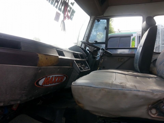 ขาย10ล้อ ดั้ม2เพลา FN527M-TD เครื่อง195แรง เบรกใหญ่ โลฮาย10สปีด สภาพพร้อมใช้งาน เอกสารพร้อมโอน สนใจโทร 090-8588220คุณนะ 093-3258446คุณบิว หรือเข้าดูสินค้าอื่นๆได้ที่ www.truck.in.th/498 หรือเพจFacebook ณรงค์ ซื้อขายรถมือสอง (เว็บไซต์ส่วนตัว) หรือFacebook