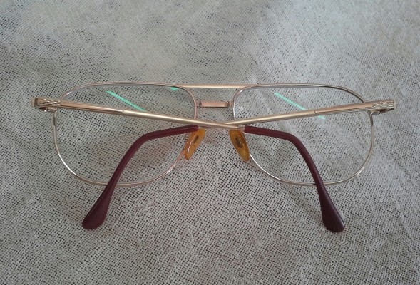 แว่นสายตายาวไททาเนียมบริสุทธิ์ Jean Pucci made in Japan บิ๊กไซซ์! แว่นสายตายาวไททาเนียมบริสุทธิ์ Jean Pucci made in Japan บิ๊กไซซ์!