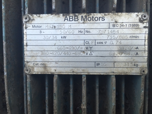 ขายมอเตอร์ ABB 40แรง หน้าแปน ขายโละครับ ไม่ไหม้ใช้งานได้ครับ