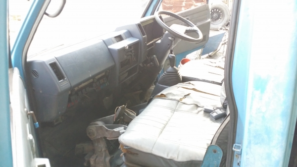 ขายหัวเก๋งNKR รุ่นตาหวานเกียร์สั้น12v ไม่มีผุ ยกหัวได้ อุปกรณ์ครบ