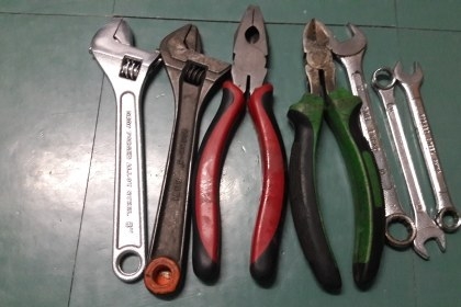 ขายเครื่องมือช่างมือสอง1กองมีบาโก้8" ไม่ทราบที่ผลิตก้นส้ม