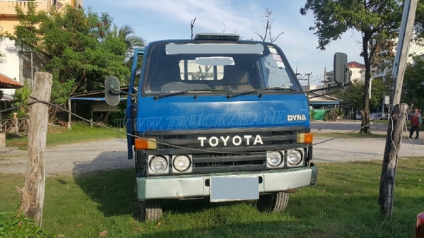 รถบรรทุก 6 ล้อ TOYOTA DYNA BU87