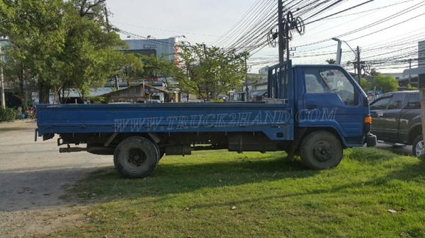 รถบรรทุก 6 ล้อ TOYOTA DYNA BU87