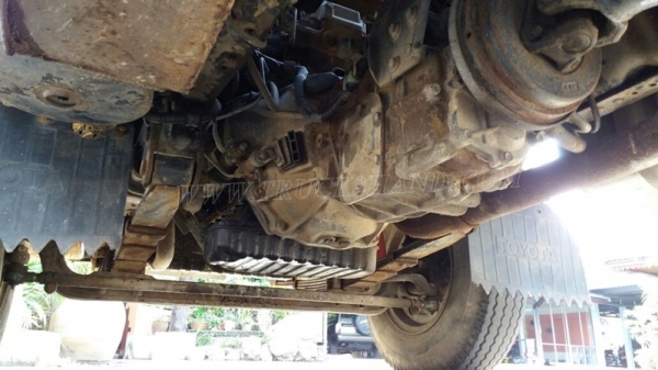 รถบรรทุก 6 ล้อ TOYOTA DYNA BU87