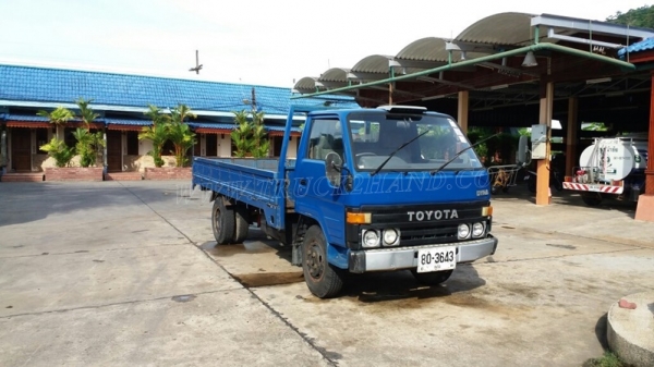 รถบรรทุก 6 ล้อ TOYOTA DYNA BU87