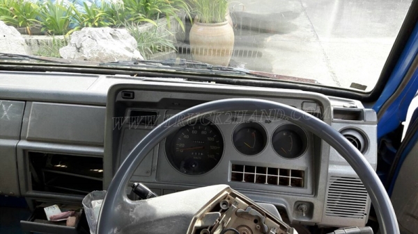 รถบรรทุก 6 ล้อ TOYOTA DYNA BU87