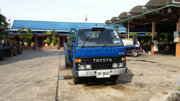 รถบรรทุก 6 ล้อ TOYOTA DYNA BU87