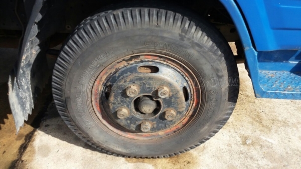 รถบรรทุก 6 ล้อ TOYOTA DYNA BU87