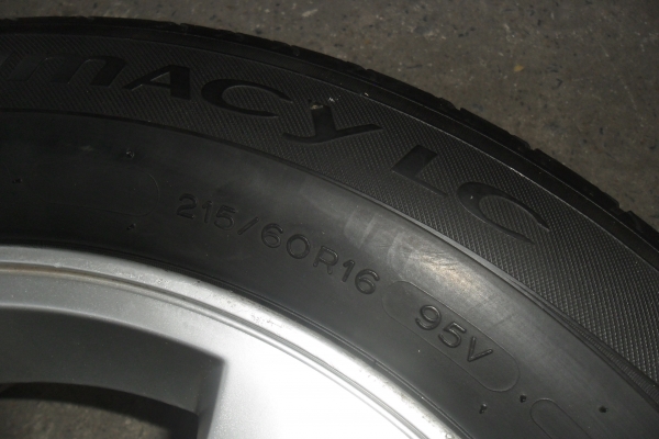 ล้อแม็ก16นิ้ว6รู อีซูสุ พร้อมยาง สวยๆ 4 ล้อ ราคา 6900 บาท