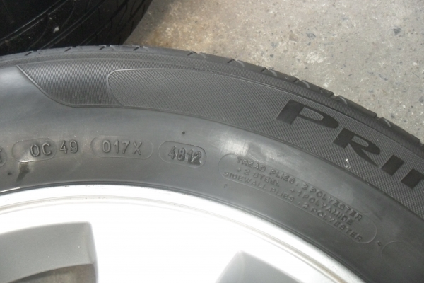 ล้อแม็ก16นิ้ว6รู อีซุสุ พร้อมยาง สวยๆ 4 ล้อ ราคา 6900 บาท