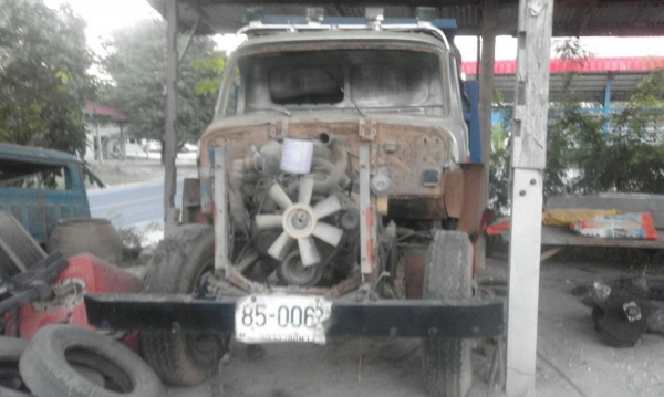 ขาย 6 ล้อดั้ม หน้ายาว เครื่อง  6bb 145  แรง มีสโลว์ ช่วงล่างใหญ่ฟูโซ่ ไม่มีเล่มททะเบียน