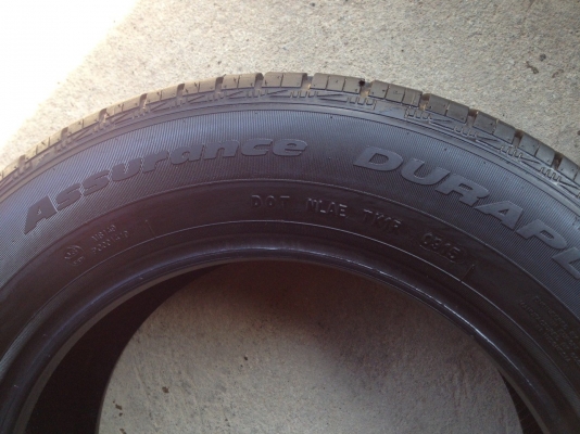 ยางGOODYEAR 195 65R15 ปี2015 สภาพสวยดอกเยอะมากไม่มีปะ ยางGOODYEAR 195 65R15 ปี2015 สภาพสวยดอกเยอะมากไม่มีปะ