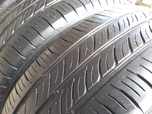 ยางDUNLOP 205 55R16 ปี2014สภาพสวยดอกเยอะถูกมากๆ ยางDUNLOP 205 55R16 ปี2014สภาพสวยดอกเยอะถูกมากๆ