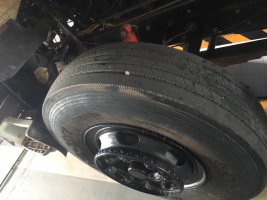 ขายรถสิบล้อ HINO FM3M 240 แรง ปี39 ดั้มสามมิตรรถเดิมๆบางๆ ยางสวยคัสซีดีมาก ช่วงล่างสวย