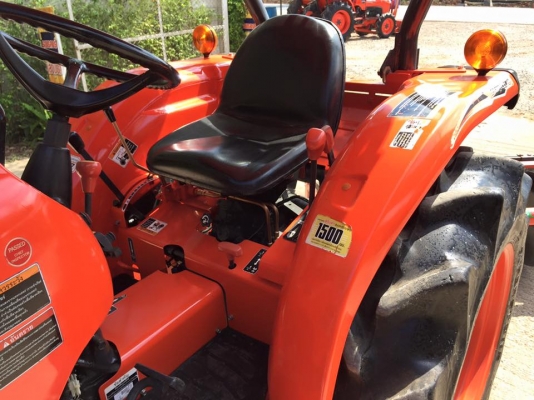ขายรถไถ Kubota L3608(4WD) พร้อมใบมีดดันหน้าและผานพรวนLCS เบิกใหม่ ขายรถไถ Kubota L3608(4WD) พร้อมใบมีดดันหน้าและผานพรวนLCS เบิกใหม่