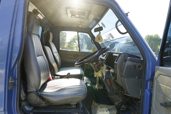 ขายรถดั๊ม isuzu npr 115แรง เปลี่ยนเครื่องเป็น 130แรง 6เกียร์