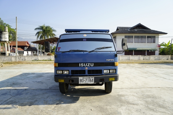 ขายรถดั๊ม isuzu npr 115แรง เปลี่ยนเครื่องเป็น 130แรง 6เกียร์