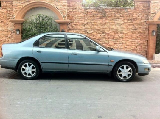 Honda Accord 2.2 Auto หัวฉีด VTEC ไฟฟ้ารอบคัน เดิม มือเดียวสวย Honda Accord 2.2 Auto หัวฉีด VTEC ไฟฟ้ารอบคัน เดิม มือเดียวสวย