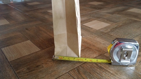 ถุงบรรจุข้าวสาร สินค้ามือ 1 สามารถบรรจุข้าวสารได้ 1 Kg. ปากถุงมีเชือกสำหรับผูกปากถุง