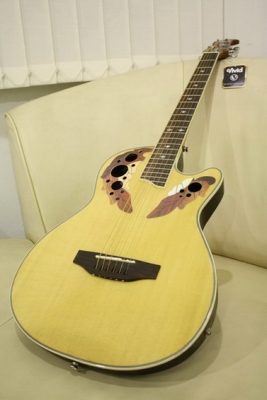 กีต้าร์โปร่งหลังเต่าไฟฟ้าฉลุ Vivid 38 นิ้ว รุ่น OV-53C สีไม้ ของใหม่ หน้าเงาสวยมาก