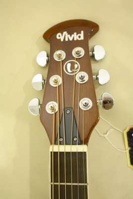 กีต้าร์โปร่งหลังเต่าไฟฟ้าฉลุ Vivid 38 นิ้ว รุ่น OV-53C สีดำ ของใหม่ หน้าเงาสวยมาก