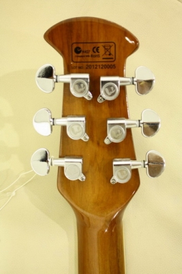 กีต้าร์โปร่งหลังเต่าไฟฟ้าฉลุ Vivid 38 นิ้ว รุ่น OV-53C สีดำ ของใหม่ หน้าเงาสวยมาก