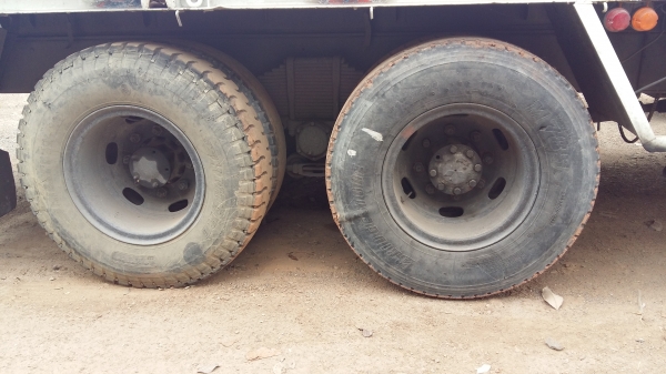 ขายด่วน10ล้อHINO เพลาเดียวช่วงยาว จิฟฟี่พาวเวอร์เครื่องEH700 ขายด่วน10ล้อHINO เพลาเดียวช่วงยาว จิฟฟี่พาวเวอร์เครื่องEH700