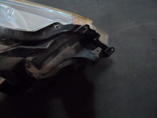 ขาย ไฟหน้ารถยนต์มือสอง ซีนอน xenon ครบชุด ฮอนด้า สตรีม ตัวสอง HONDA STREAM  ของแท้นำเข้าจากญี่ปุ่น