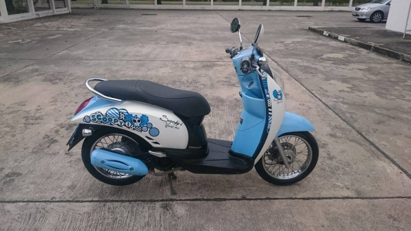 scoopy i รถสวย สภาพดี พร้อมใช้งาน