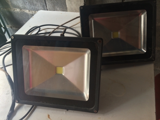 ขายไฟสปอร์ตไลด์ 2 ตัว LED50w