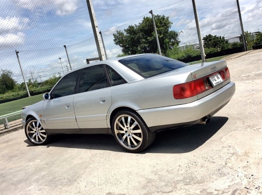 AUDI S6 QUATTRO 2.2 TURBO-AUTO-LPG 1996