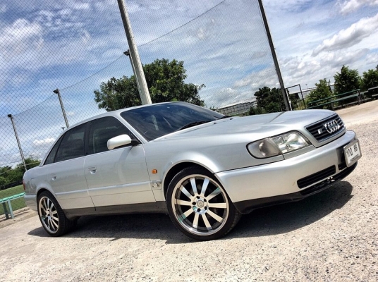 AUDI S6 QUATTRO 2.2 TURBO-AUTO-LPG 1996