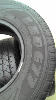 195R14 BRIDGESTONE LEO 677 ชุด 4 เส้น tel.081-427-3941 ไอดีไลน์ autobot107 195R14 BRIDGESTONE LEO 677 ชุด 4 เส้น tel.081-427-3941 ไอดีไลน์ autobot107