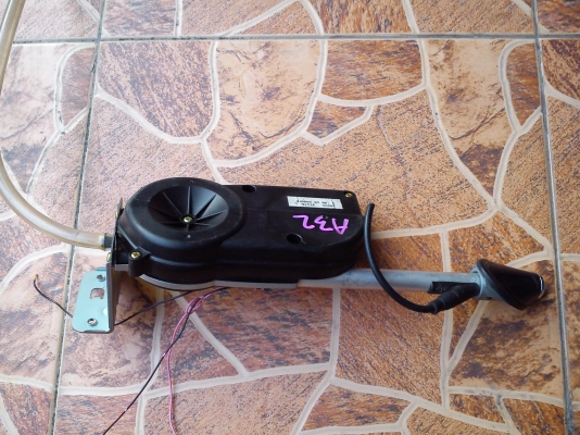 เสาอากาศไฟฟ้า NISSAN Cefiro A32