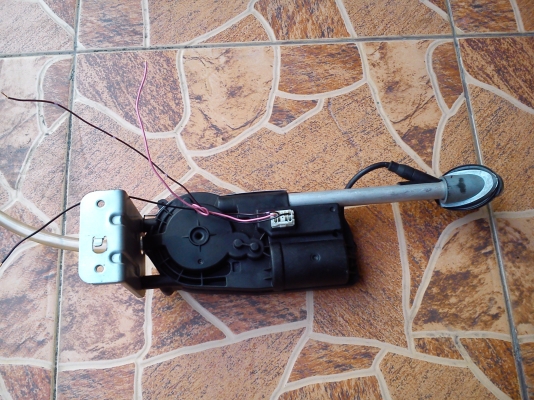 เสาอากาศไฟฟ้า NISSAN Cefiro A32