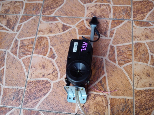 เสาอากาศไฟฟ้า NISSAN Cefiro A32