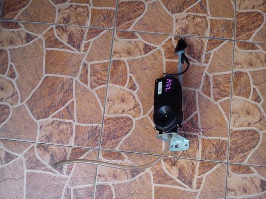 เสาอากาศไฟฟ้า NISSAN Cefiro A32