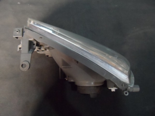 ขาย ไฟหน้ารถยนต์มือสอง โตโยต้า แกรนเวีย TOYOTA Grandvia ของแท้นำเข้าจากญี่ปุ่น