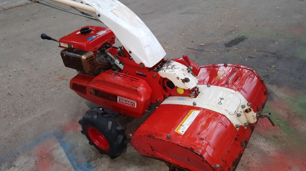 รถพรวนดิน เบนชิล 4 จังหวะ รหัสสินค้า u - 6 พร้อมใช้งาน