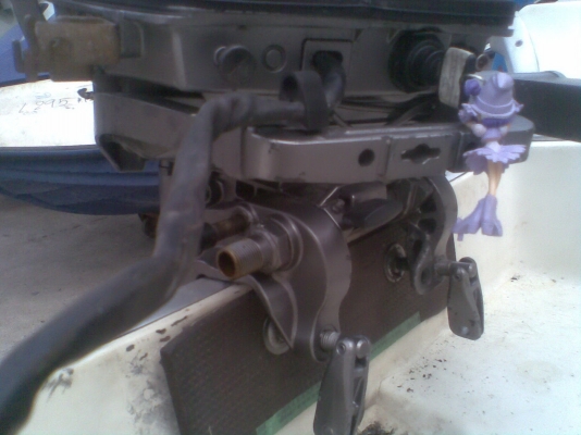 ขายเครื่อง SUZUKI 25 Hp ติดเครื่องแล้วพร้อมใช้ค่ะ สตาร์ทไฟ้ฟ้าได้